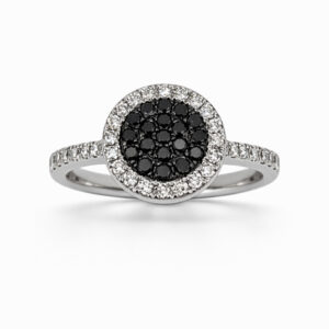 Anillo de diamantes negros y blancos oro blanco halo circular