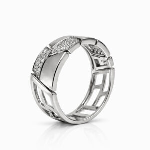 Anillo de diamantes pavé geométrico en oro blanco diseño moderno