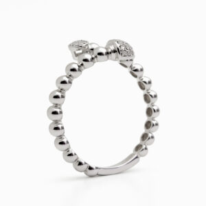 Anillo esferas en oro blanco con detalles de diamantes