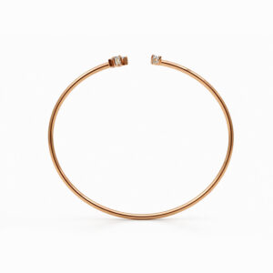 Pulsera oro con diamantes diseño estrella elegante